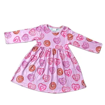 Розовое платье с принтом пончика, Милая осенняя одежда для маленьких девочек, юбка с длинным рукавом длиной до колен, детское платье для младенцев