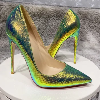 Блестящие зеленые женские пикантные туфли с эффектом крокодиловой кожи на высоком каблуке с острым носком, модные дизайнерские женские туфли-лодочки на шпильке без застежки